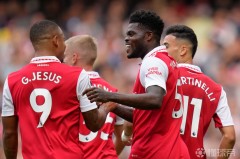 利物浦面临萨拉赫离队危机，巴塞罗那锁定格伊！转会市场风云再起