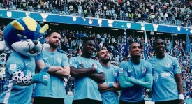 海港队进攻强势逆转，武磊接班人锁定关键进球